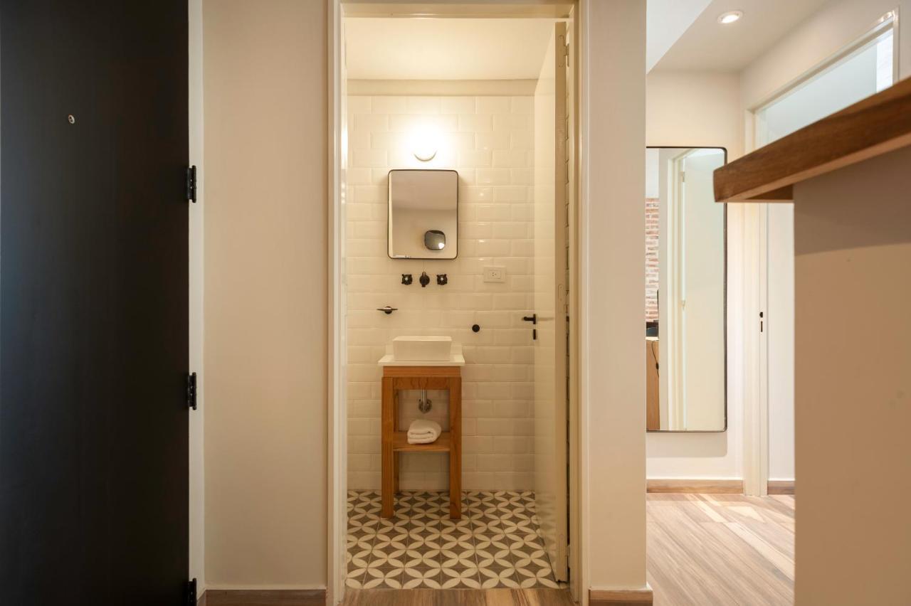 Stylish Luxe Apt At La Galerie San Telmo 224 * Ciudad Autónoma de Buenos Aires